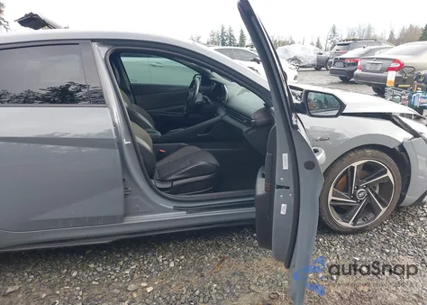 2022 Hyundai Elantra N Line z USA, uszkodzony, nr VIN KMHLR4AF6NU243594